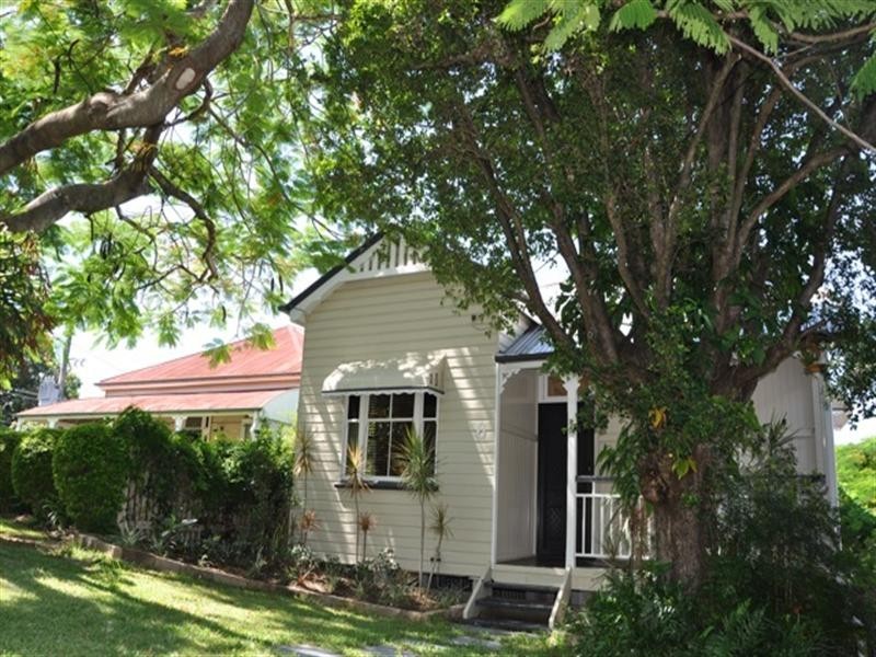 6 Rees Street, Kelvin Grove QLD 4059