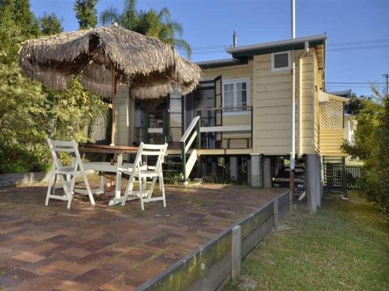 17 Coronation Street, Bardon QLD 4065