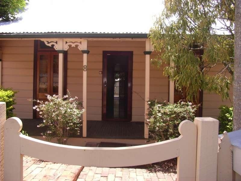 8 McComb, Kelvin Grove QLD 4059