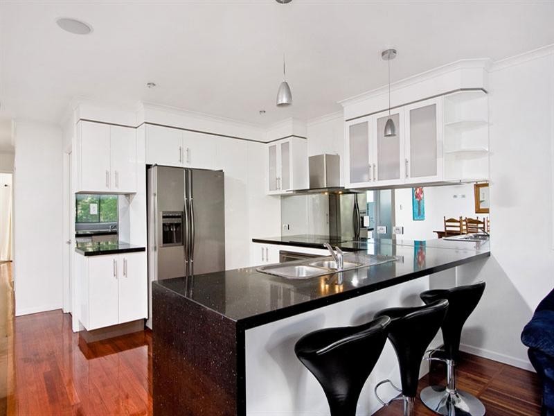 15 Campbell Street, Toowong QLD 4066