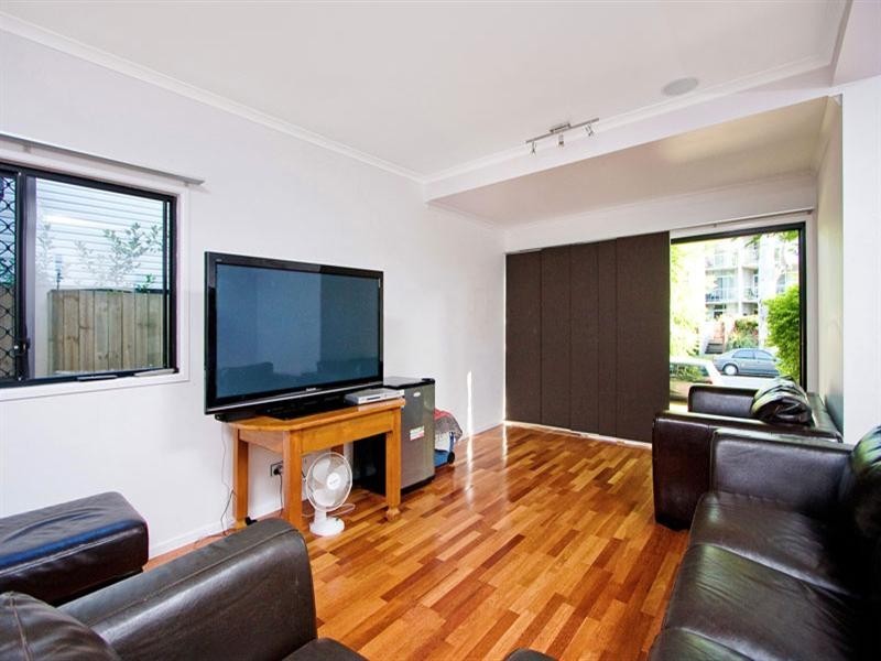 15 Campbell Street, Toowong QLD 4066