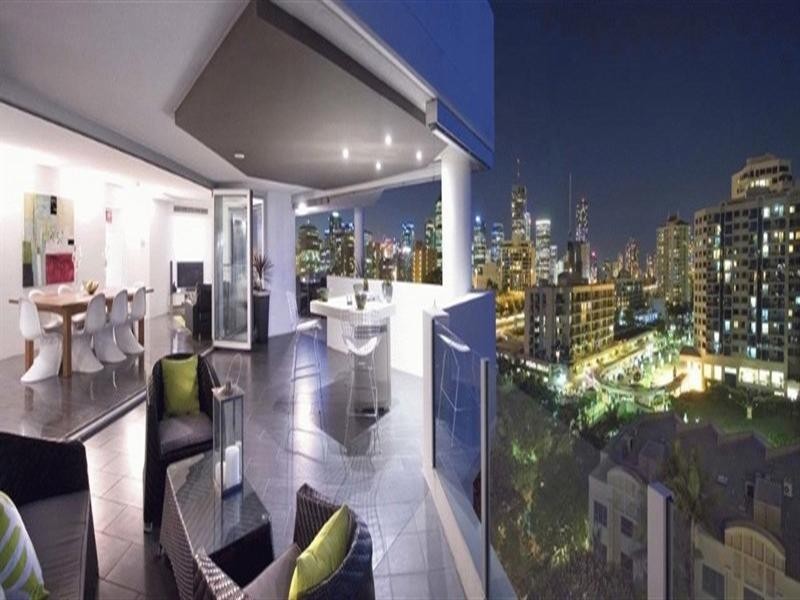 206/1 O’Connell Street, Kangaroo Point QLD 4169