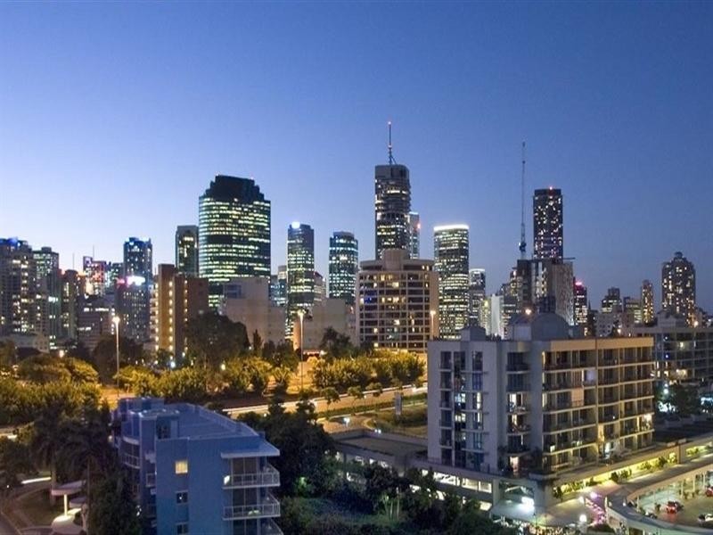 206/1 O’Connell Street, Kangaroo Point QLD 4169