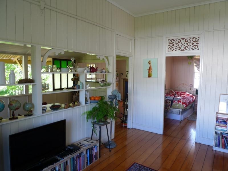 7 Edith, Red Hill QLD 4059