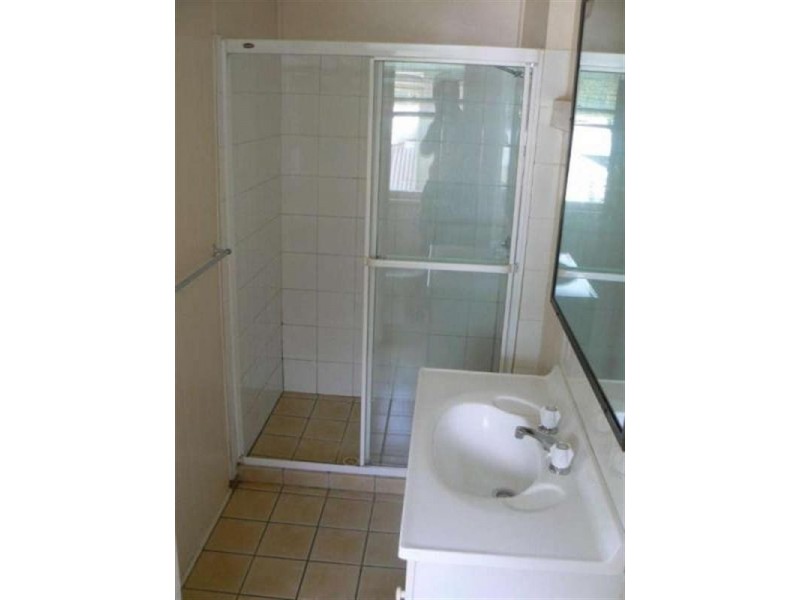 26 Dudley Street, Bardon QLD 4065