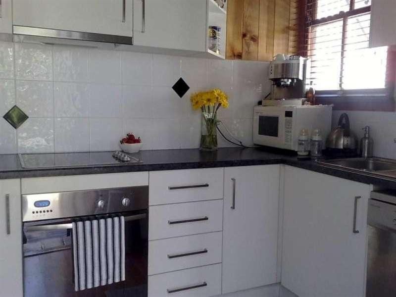 96 Cricket Street, Brisbane QLD 4000