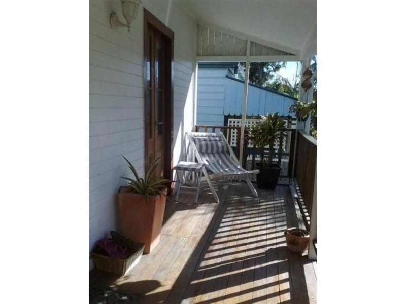 96 Cricket Street, Brisbane QLD 4000