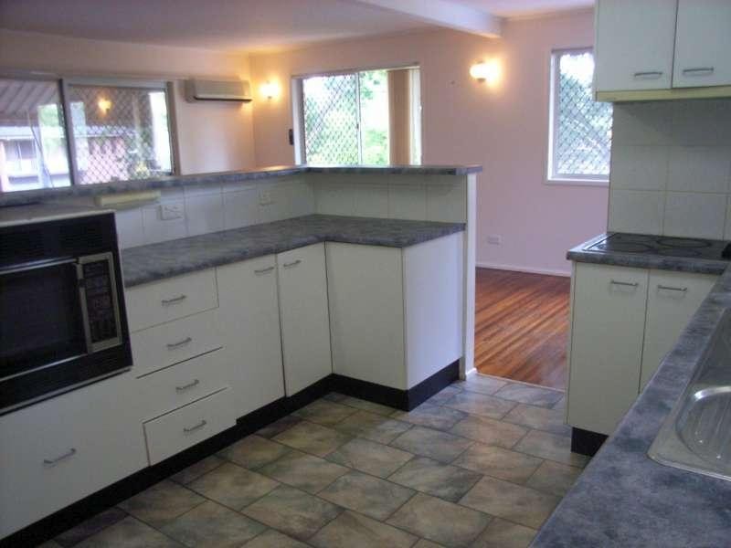 8 Kilsby Street, The Gap QLD 4061