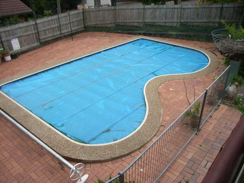 8 Kilsby Street, The Gap QLD 4061