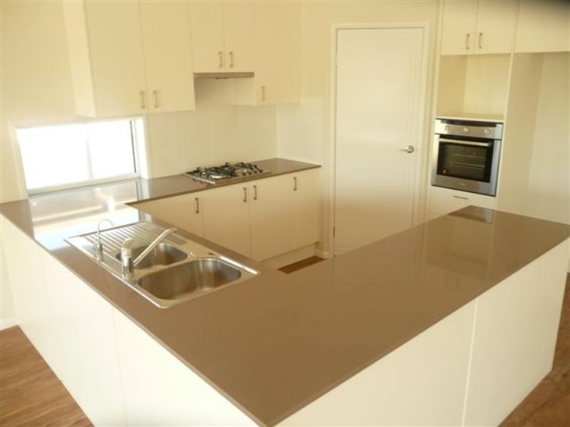 68 Gizerah Street, Mitchelton QLD 4053