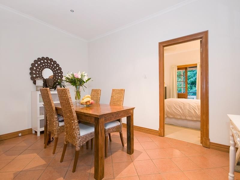 27 Rosalie Street, Bardon QLD 4065