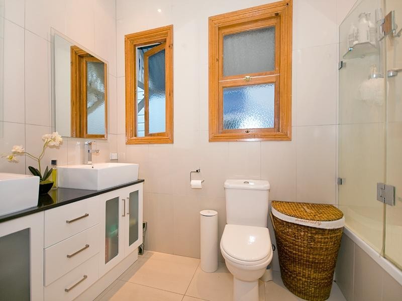 27 Rosalie Street, Bardon QLD 4065
