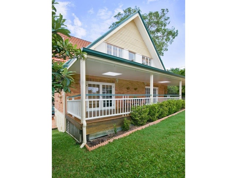 22 Carroll Street, Bardon QLD 4065