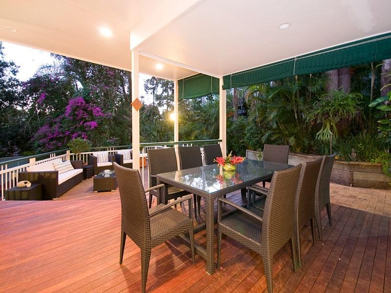 22 Carroll Street, Bardon QLD 4065