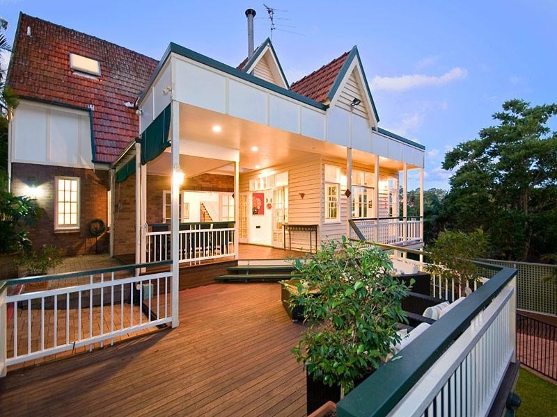 20 Carroll Street, Bardon QLD 4065