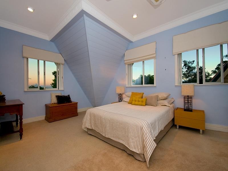 20 Carroll Street, Bardon QLD 4065