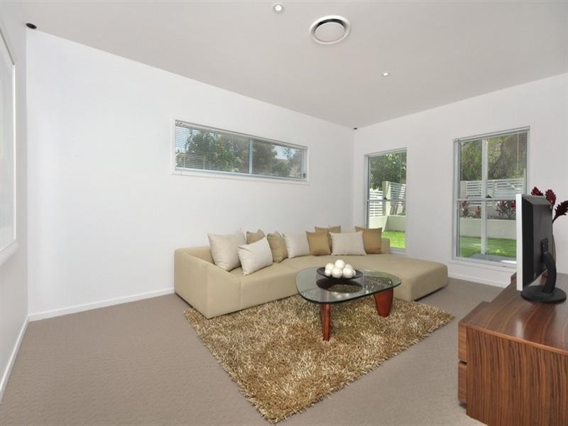 107 Leworthy Street, Bardon QLD 4065