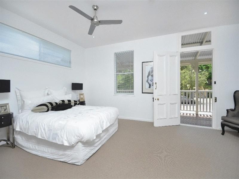 107 Leworthy Street, Bardon QLD 4065