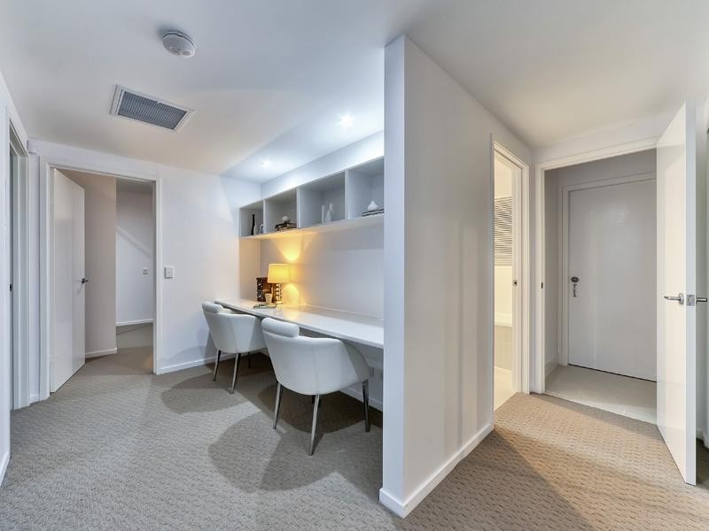 107 Leworthy Street, Bardon QLD 4065