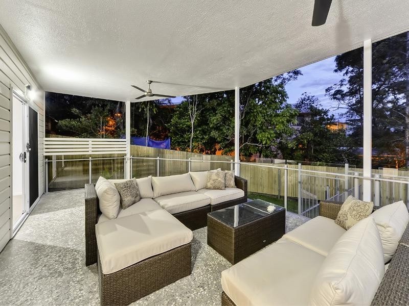 107 Leworthy Street, Bardon QLD 4065