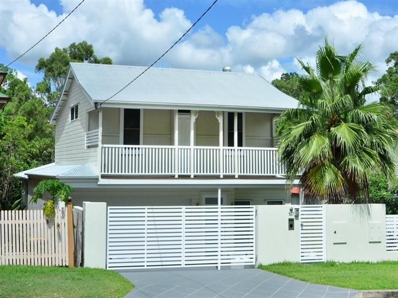 107 Leworthy Street, Bardon QLD 4065
