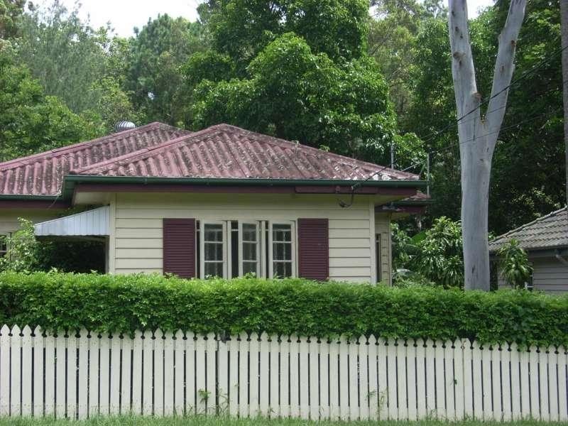 93 Fletcher Parade, Bardon QLD 4065