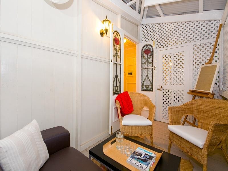 27 Ewart Street, Paddington QLD 4064