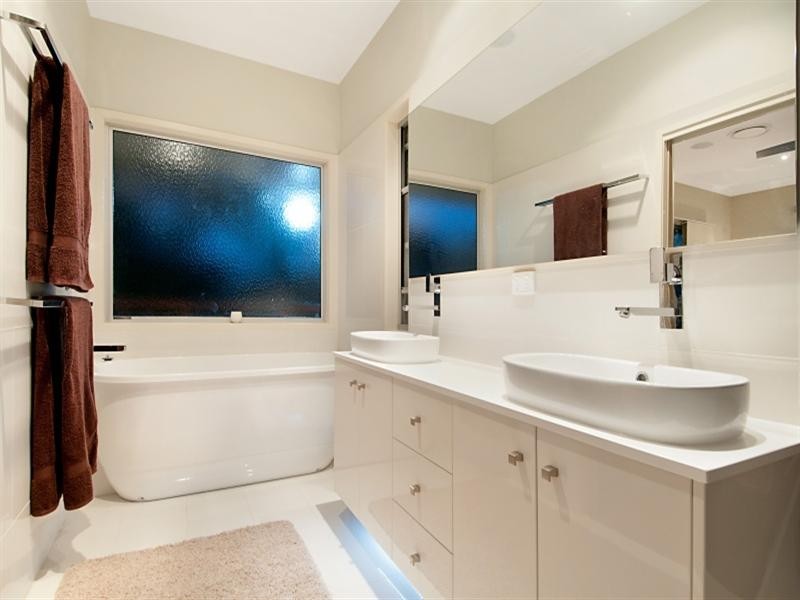 49 Main Avenue, Wilston QLD 4051