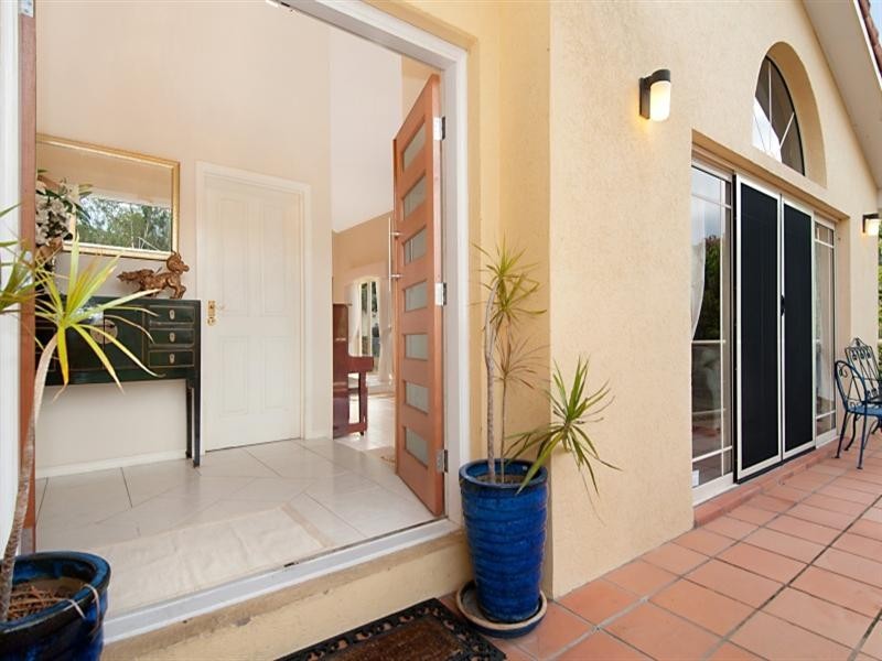 93 Ironbark Road, Chapel Hill QLD 4069