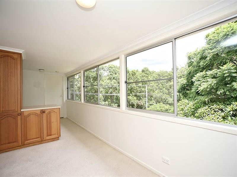 37 Fifth Avenue, Bardon QLD 4065