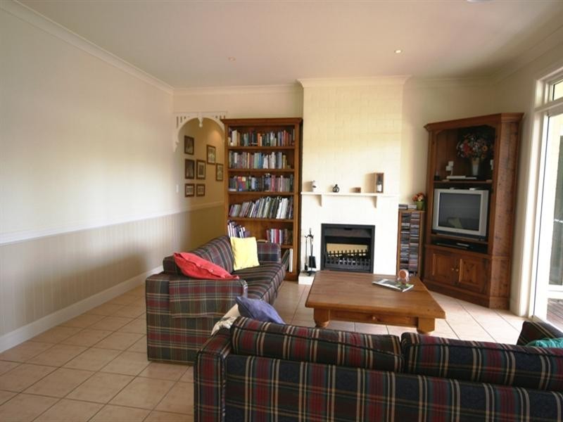 89 Daintree Place, Riverhills QLD 4074