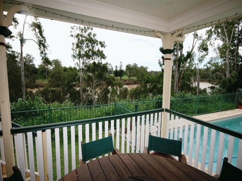 89 Daintree Place, Riverhills QLD 4074