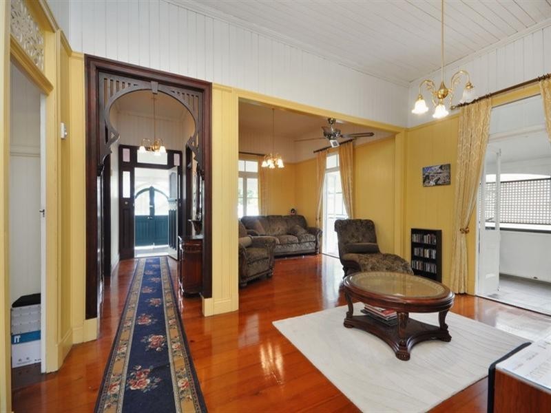 54 Coopers Camp Road, Bardon QLD 4065