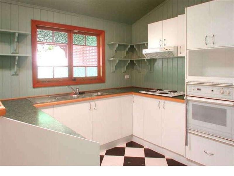 24 Coronation Street, Bardon QLD 4065