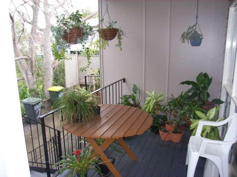 2/203 Wynnum Road, Norman Park QLD 4170