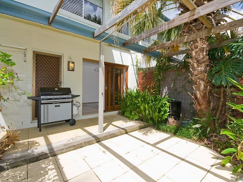 9/35 Clyde Road, Herston QLD 4006