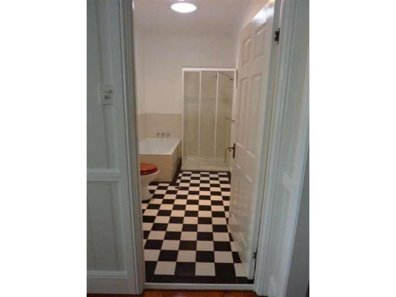 39 Alexandra Street, Bardon QLD 4065