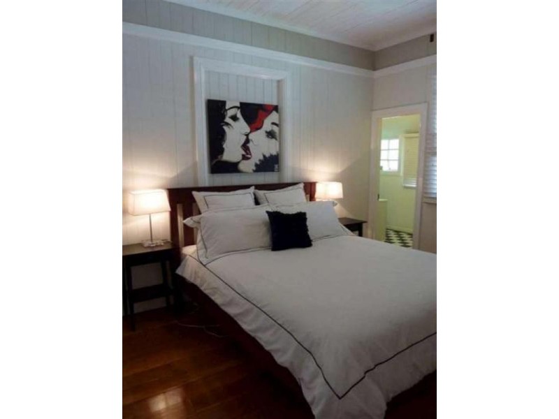 39 Alexandra Street, Bardon QLD 4065