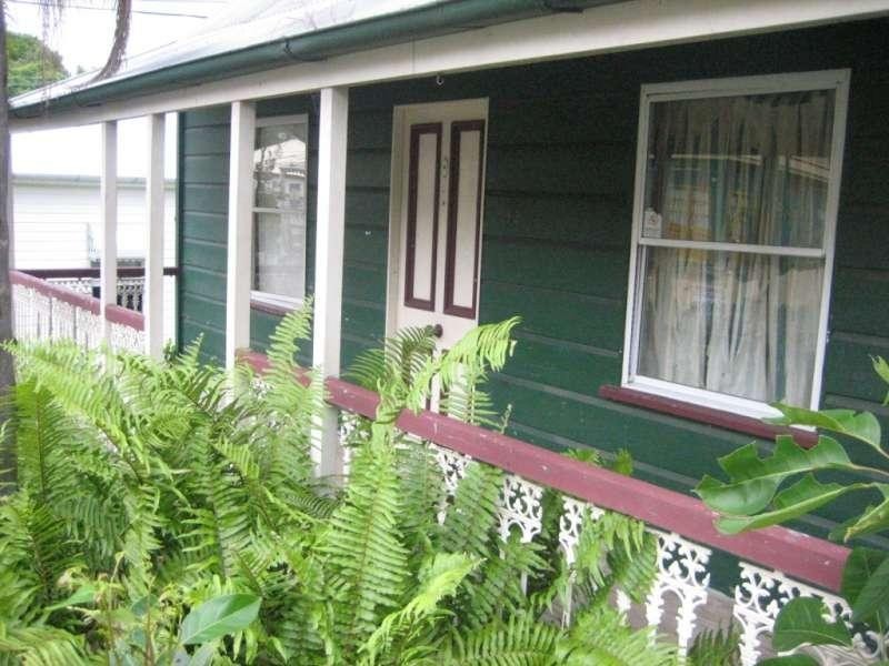 42 Vale Street, Kelvin Grove QLD 4059