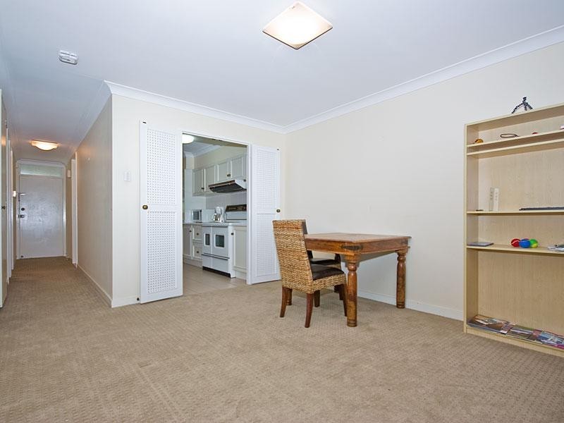 5/8 Sandford Street, St Lucia QLD 4067