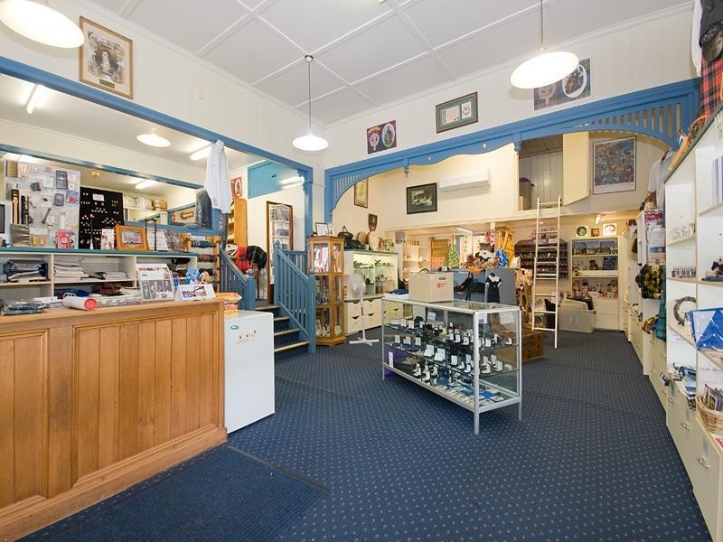 102 Lower Cairns Terrace, Red Hill QLD 4059