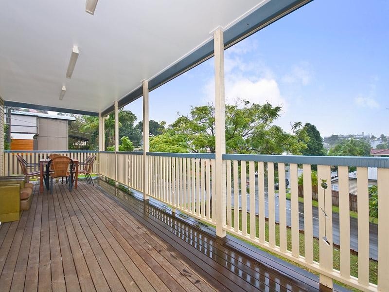 102 Lower Cairns Terrace, Red Hill QLD 4059