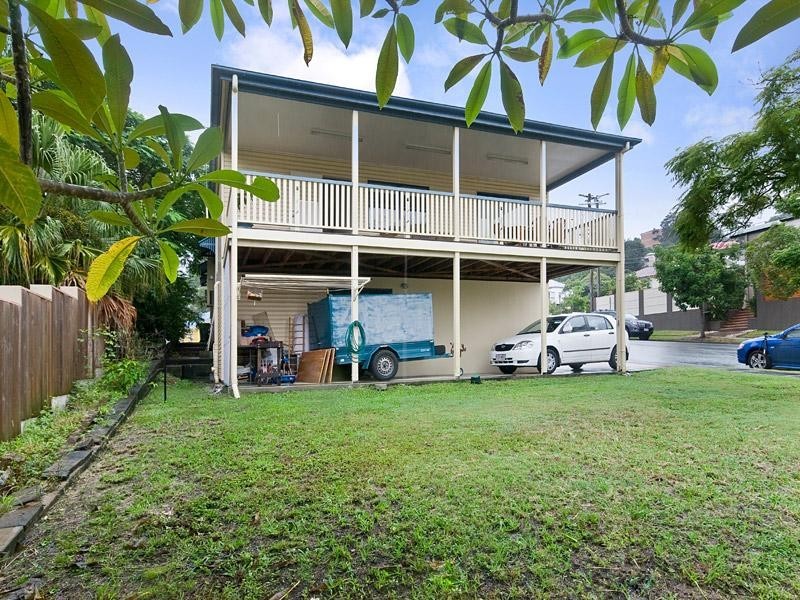 102 Lower Cairns Terrace, Red Hill QLD 4059