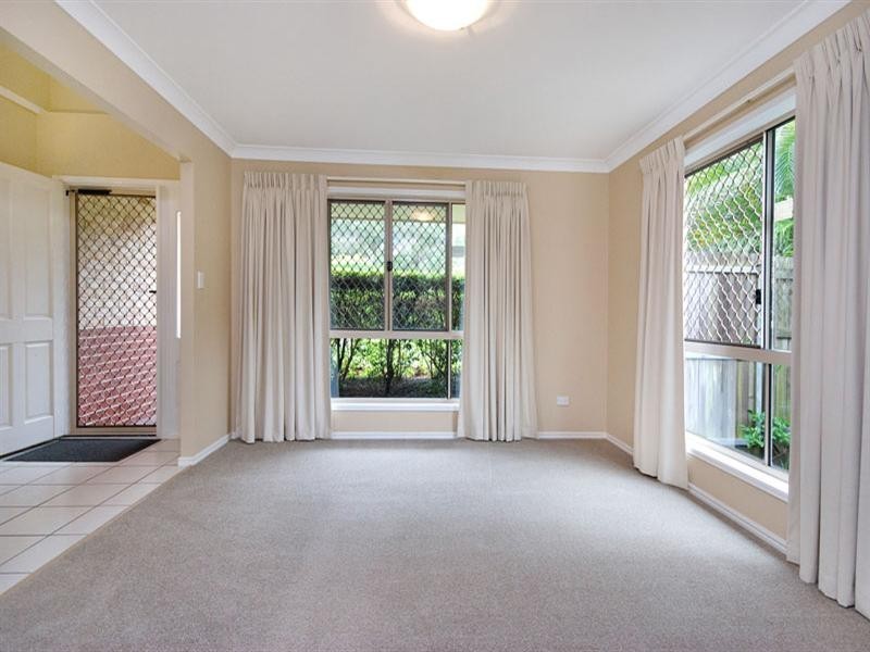 5 Boyland Street, Seventeen Mile Rocks QLD 4073