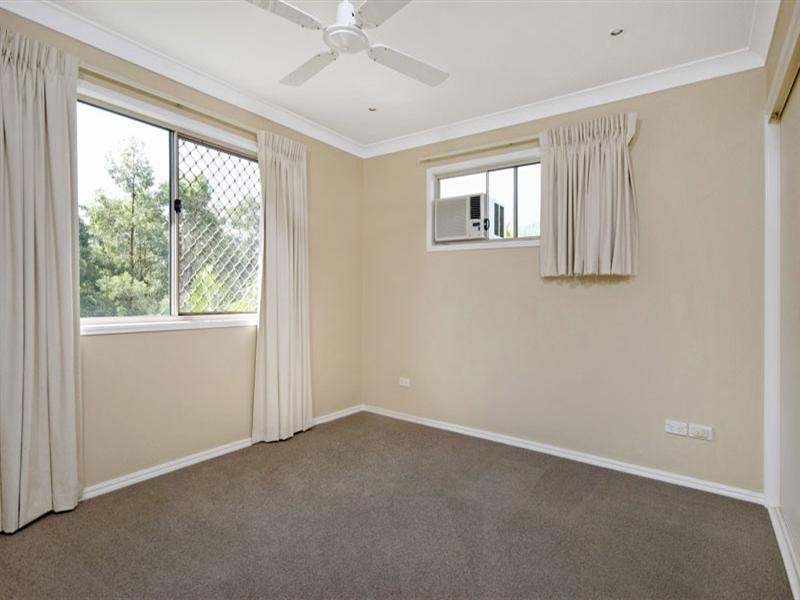 5 Boyland Street, Seventeen Mile Rocks QLD 4073