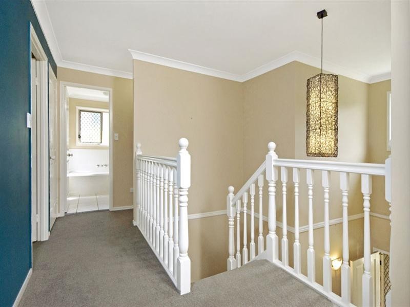 5 Boyland Street, Seventeen Mile Rocks QLD 4073