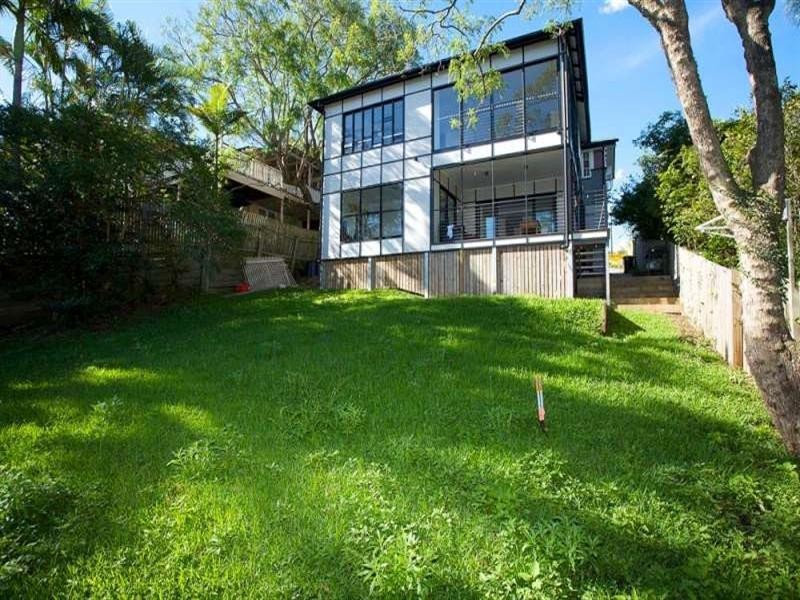 28 Penrose Street, Auchenflower QLD 4066