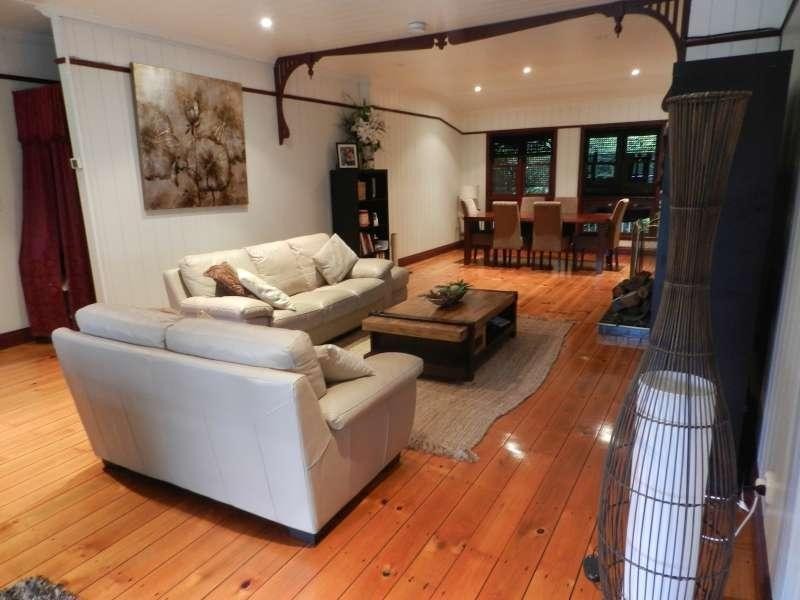 33 Upper Cairns Terrace, Red Hill QLD 4059