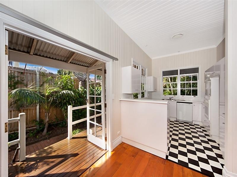 6 Chapel Street, Brisbane QLD 4000