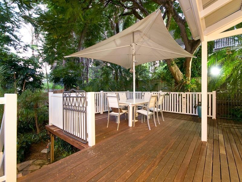 15 Brindle Street, Paddington QLD 4064